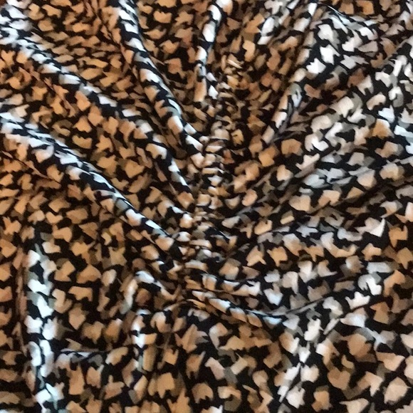 New Vince Camuto top - Picture 4 of 6